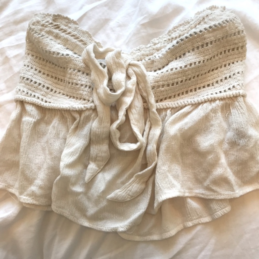 super cute bandeau bow white top